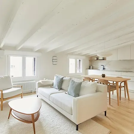 Daire Balmoral By Basque Homes