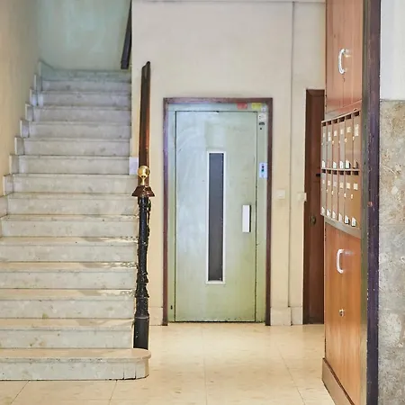 アパート Balmoral By Basque Homes *